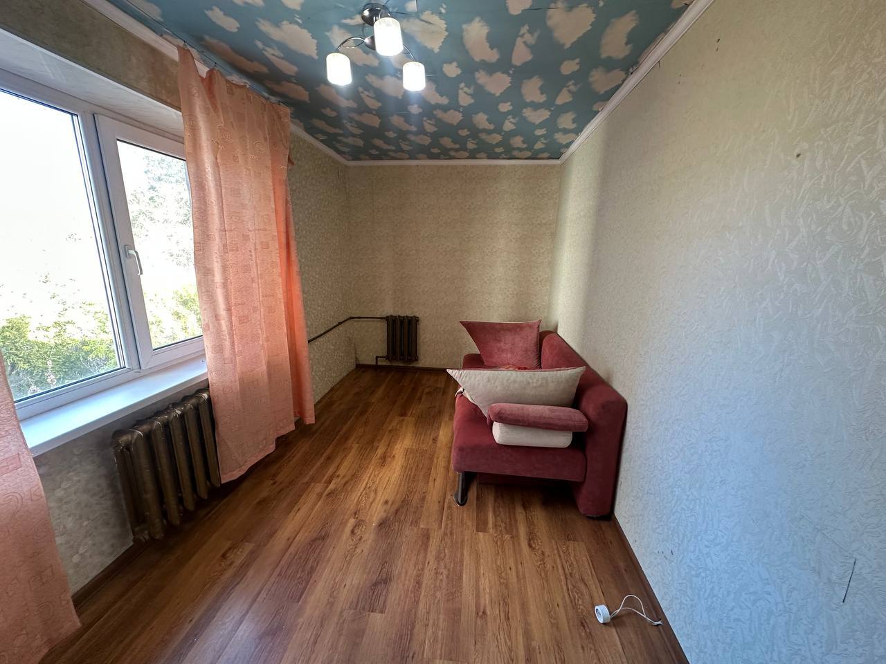 Оренда 2-кімнатної квартири 46 м², Суворова вул.
