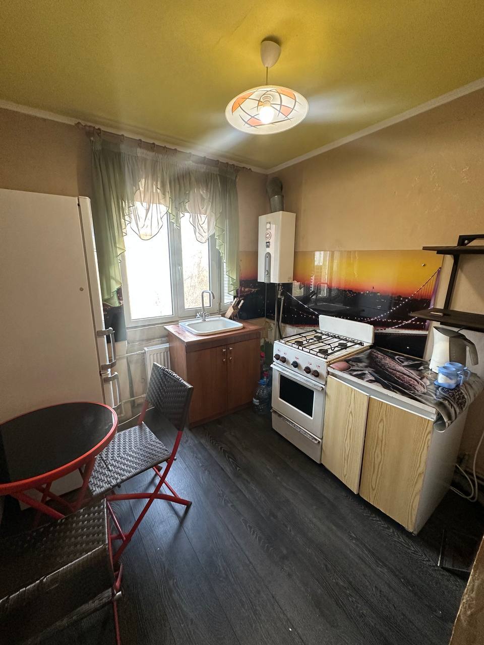 Оренда 2-кімнатної квартири 46 м², Суворова вул.