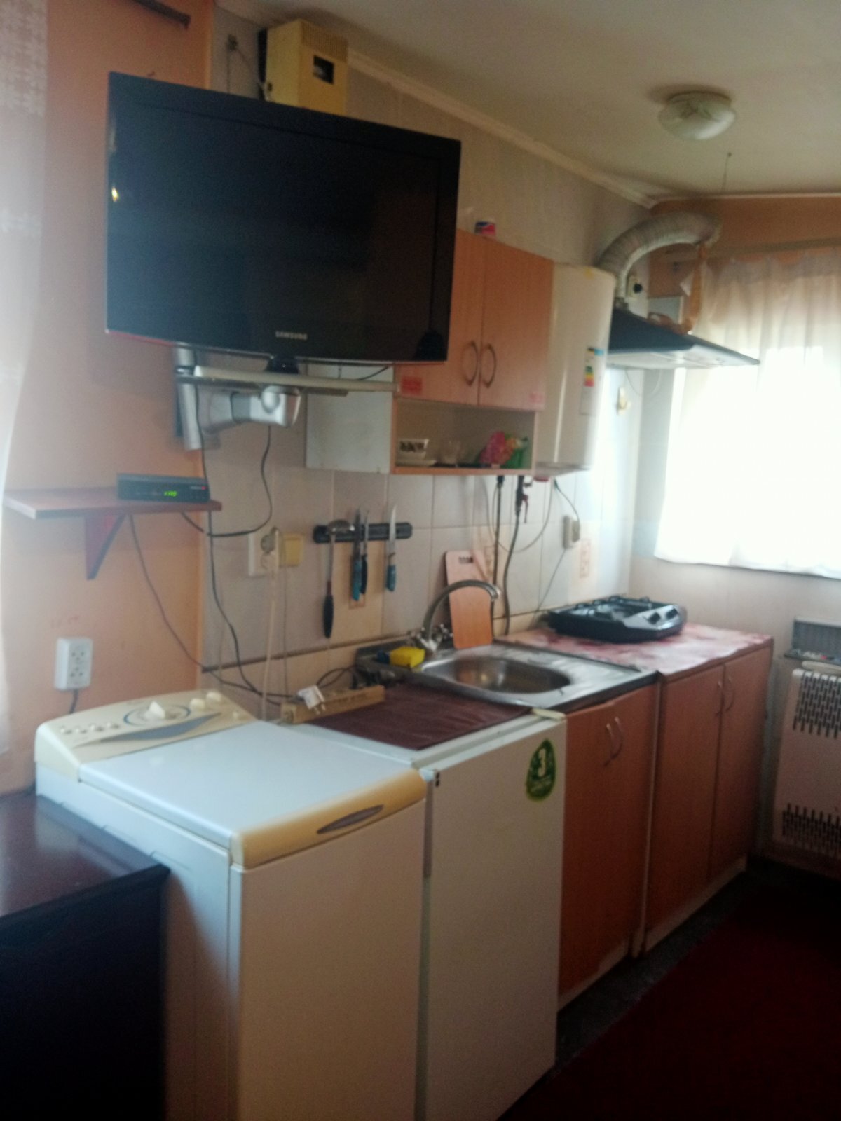 Оренда 1-кімнатної квартири 18 м², Майданівська