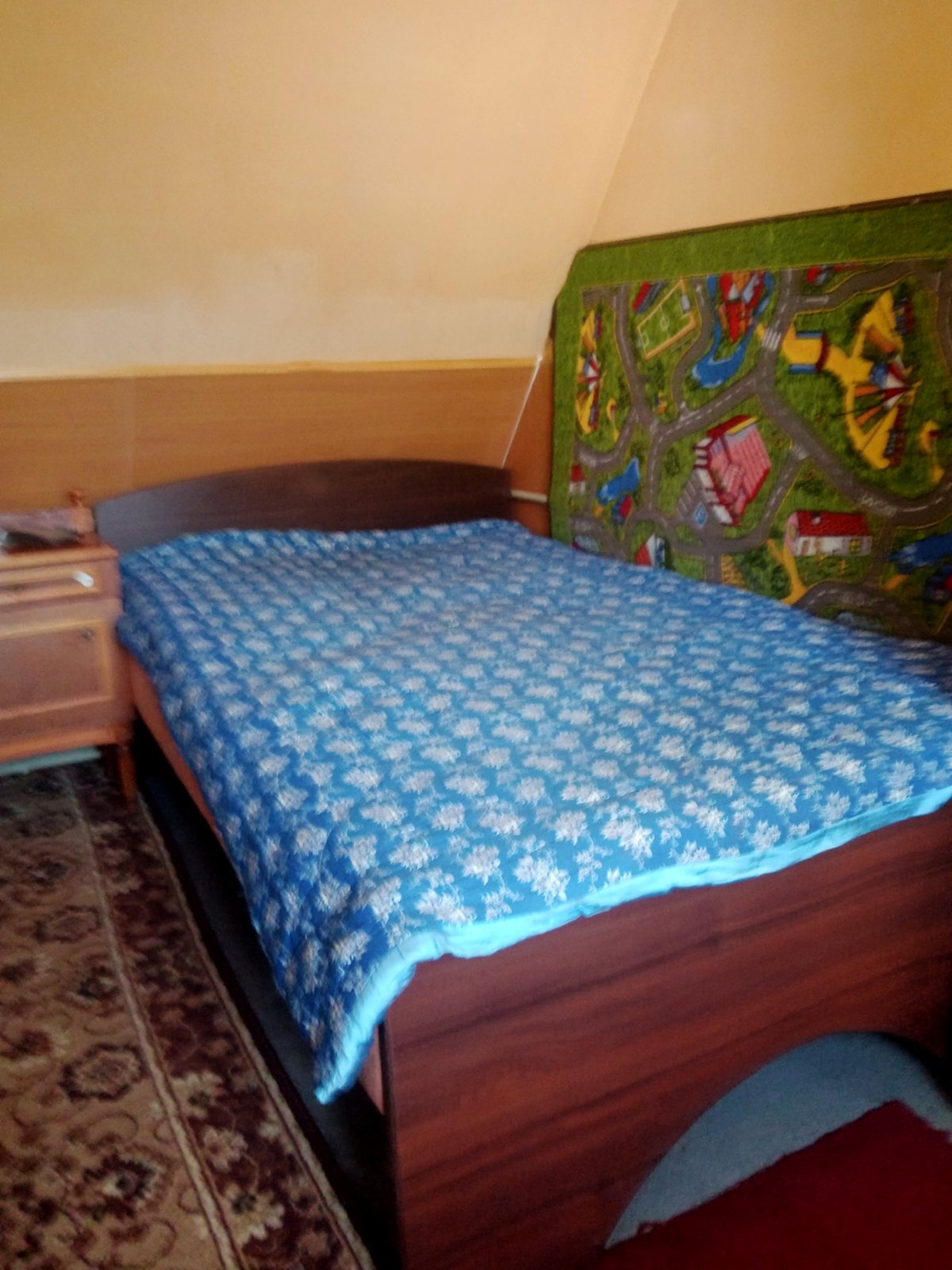 Оренда 1-кімнатної квартири 18 м², Майданівська