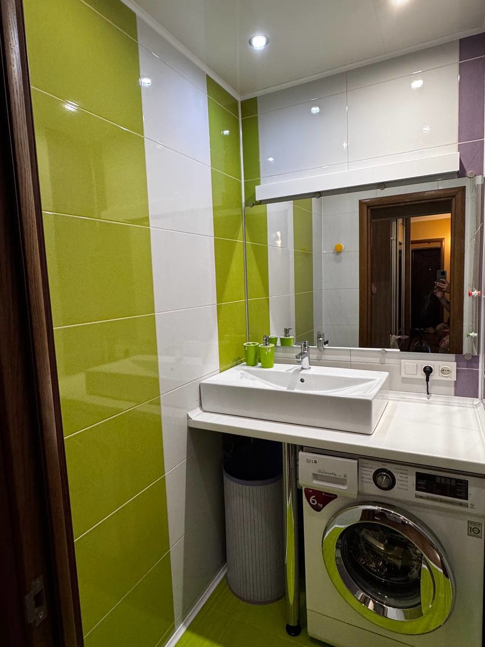 Продажа 2-комнатной квартиры 52 м², Любарского ул., 84А