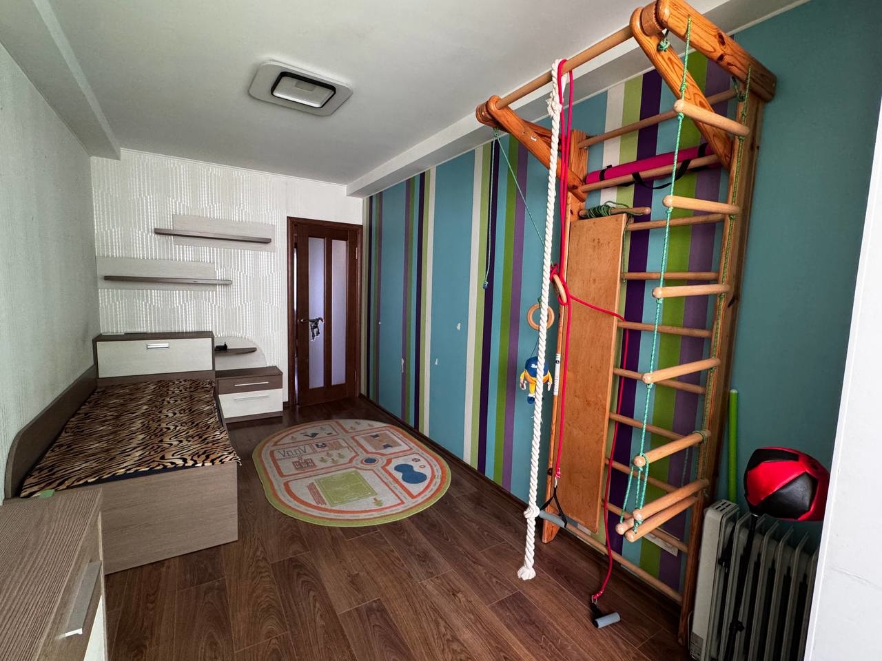 Продажа 2-комнатной квартиры 52 м², Любарского ул., 84А