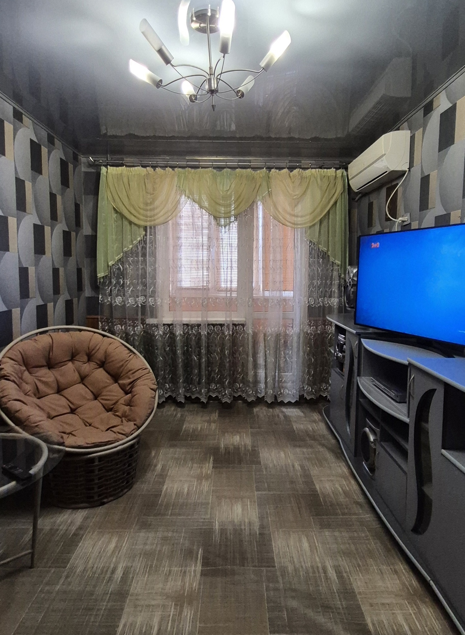 Продажа 3-комнатной квартиры 63 м², Победы просп., 72Г