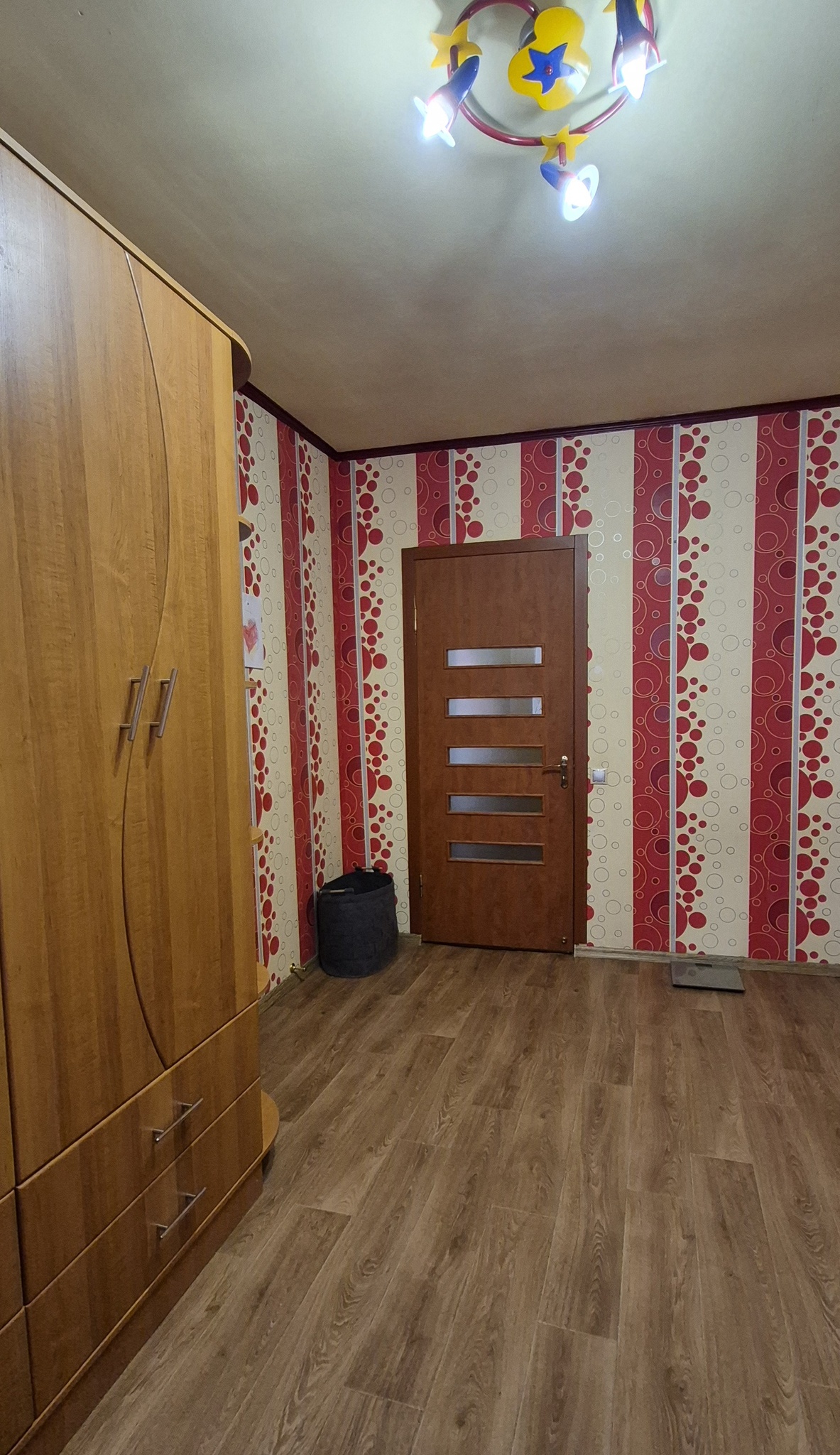 Продажа 3-комнатной квартиры 63 м², Победы просп., 72Г