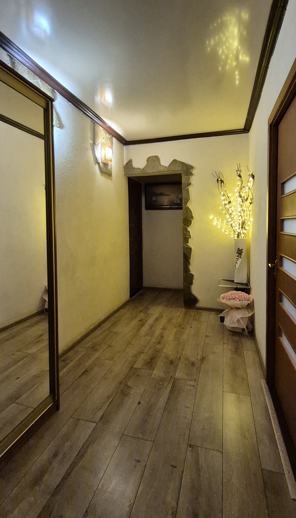 Продажа 3-комнатной квартиры 63 м², Победы просп., 72Г