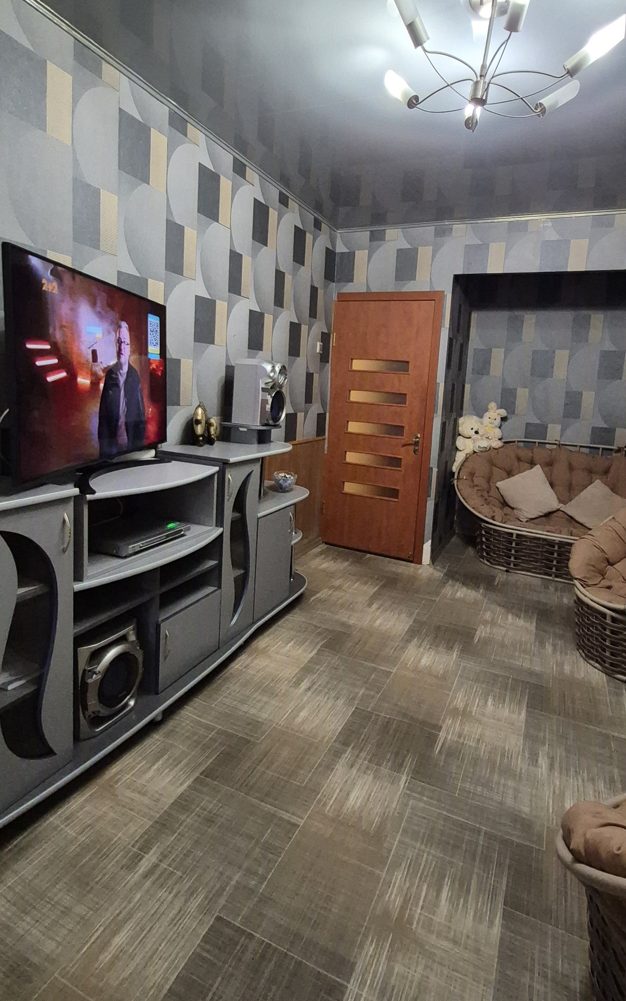 Продажа 3-комнатной квартиры 63 м², Победы просп., 72Г