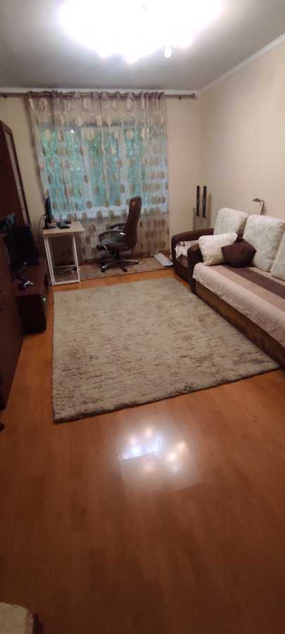 Продажа 3-комнатной квартиры 74 м², Тополь 1 ул., 15