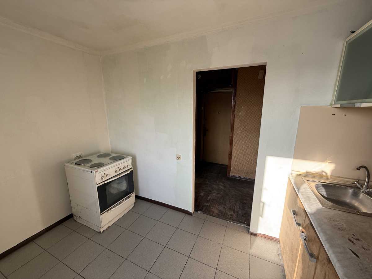 Продаж 3-кімнатної квартири 66.6 м², Миколи Кібальчича вул., Руднева, 34