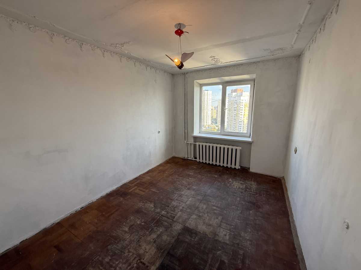 Продаж 3-кімнатної квартири 66.6 м², Миколи Кібальчича вул., Руднева, 34