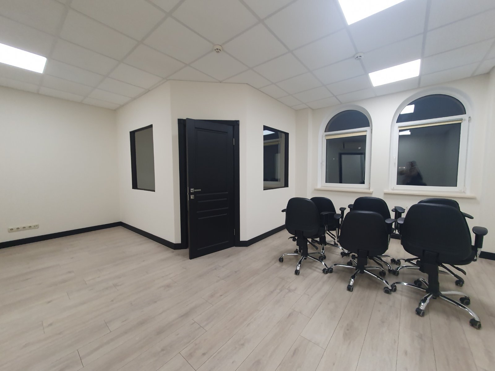 Оренда офісу 340 м², Спаська вул.