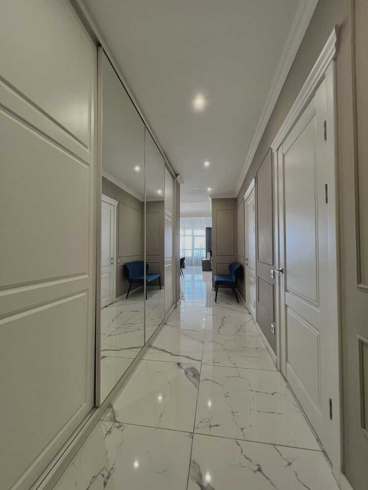 Продажа 3-комнатной квартиры 131.8 м², Кловский спуск, 7