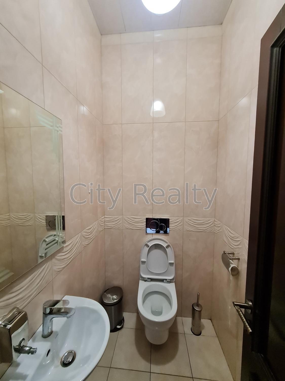 Аренда офиса 108.3 м², Крещатик ул., 7/11