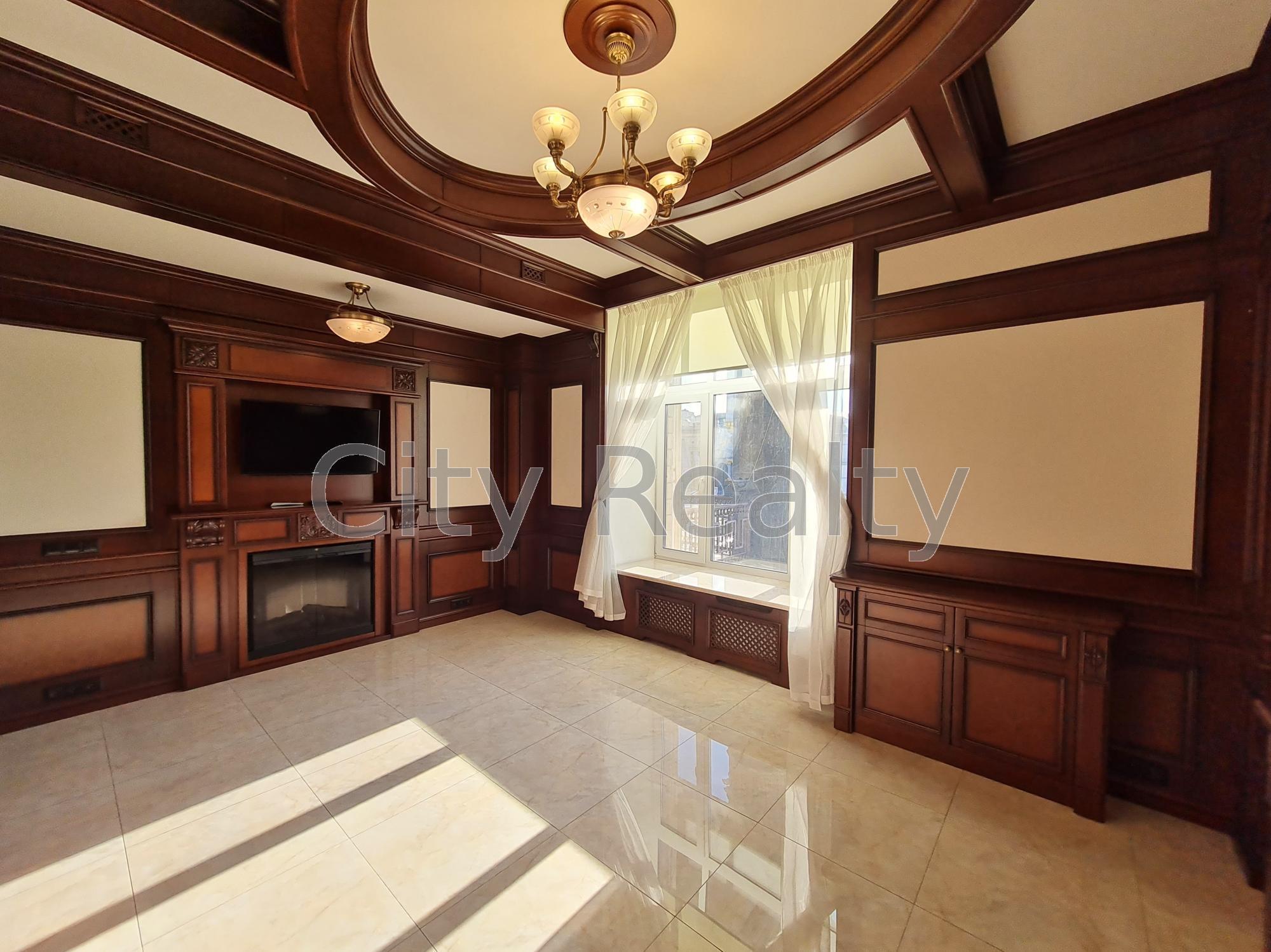 Аренда офиса 108.3 м², Крещатик ул., 7/11