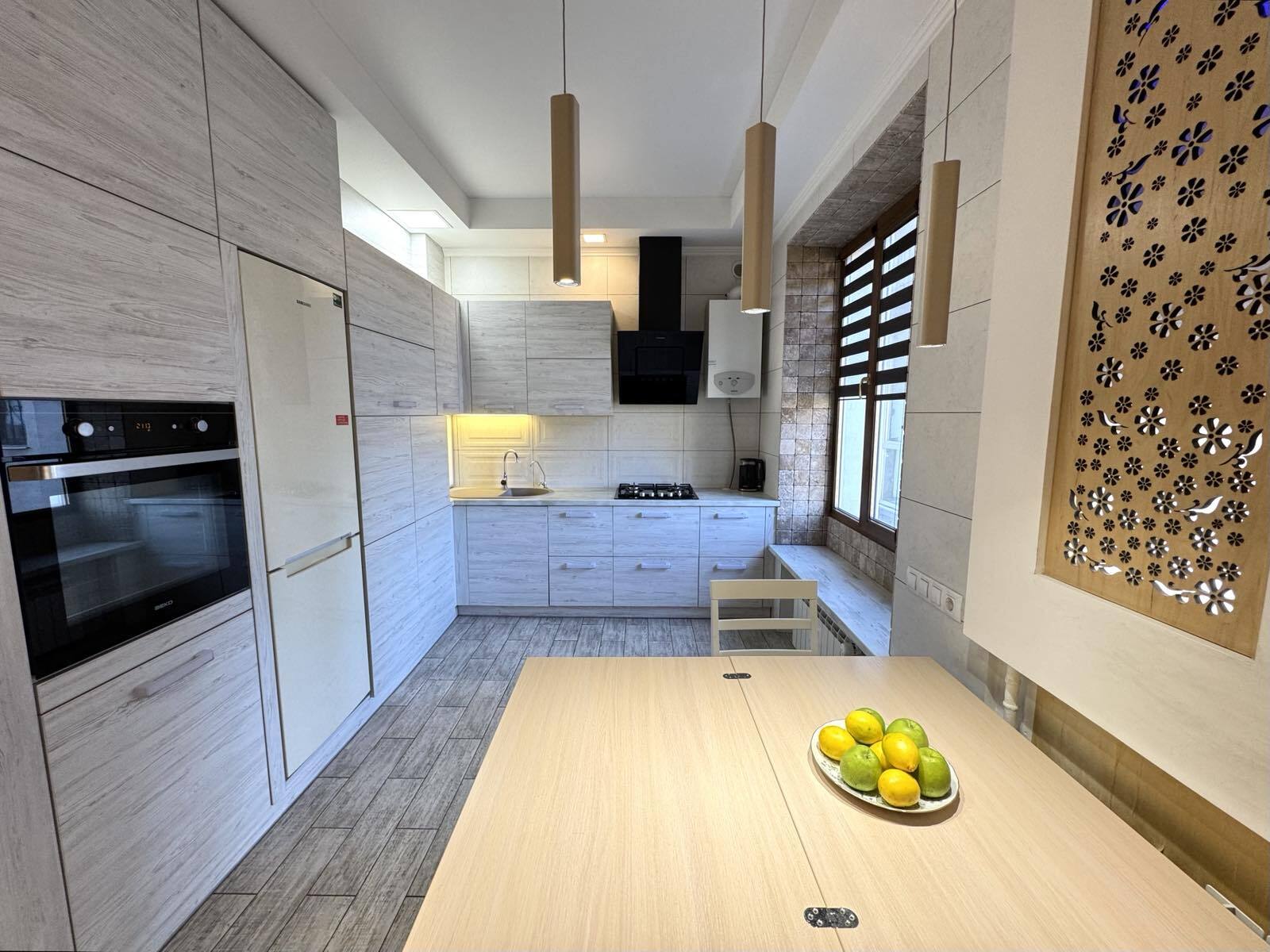 Продажа 2-комнатной квартиры 57 м², Независимой Украины ул.