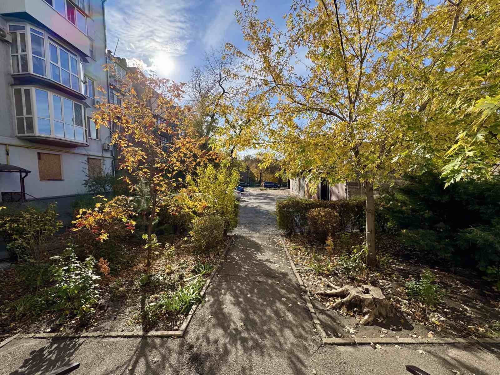 Продажа 2-комнатной квартиры 57 м², Независимой Украины ул.