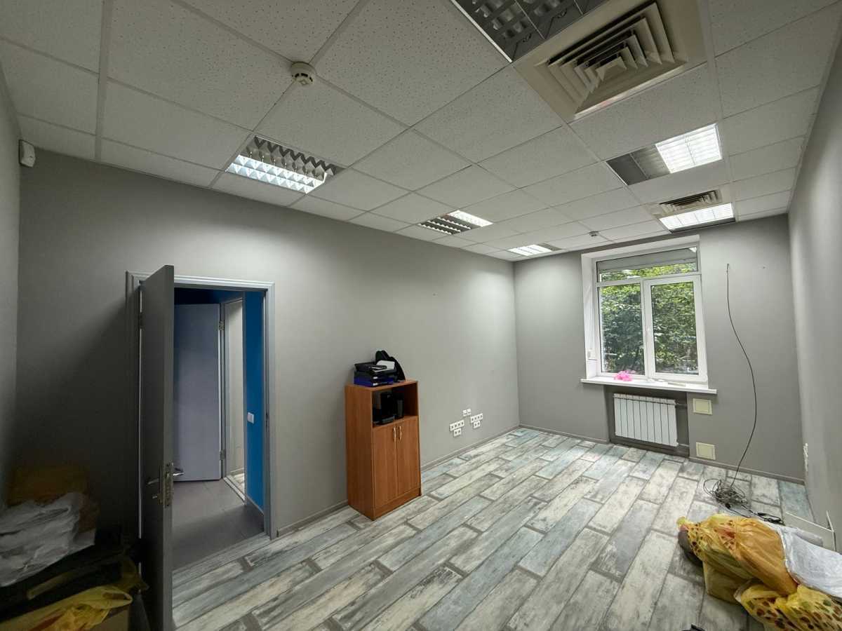 Аренда офиса 90 м², Просвещения ул., 10/2