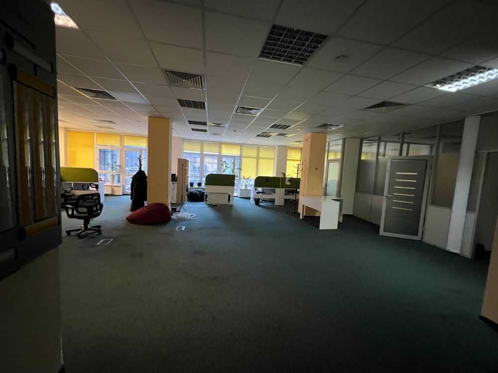 Аренда офиса 1300 м², Евгения Коновальца ул., 36Д