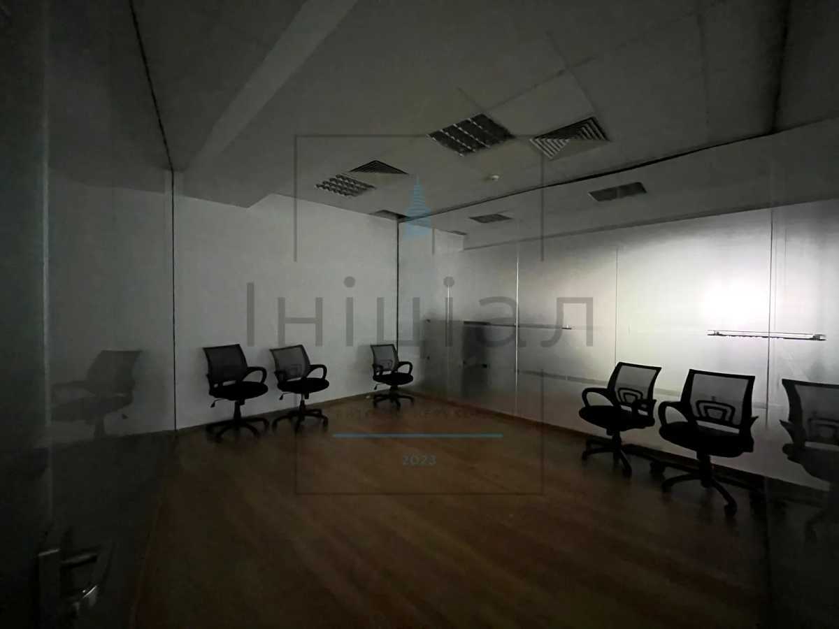 Аренда офиса 1300 м², Евгения Коновальца ул., 36Д