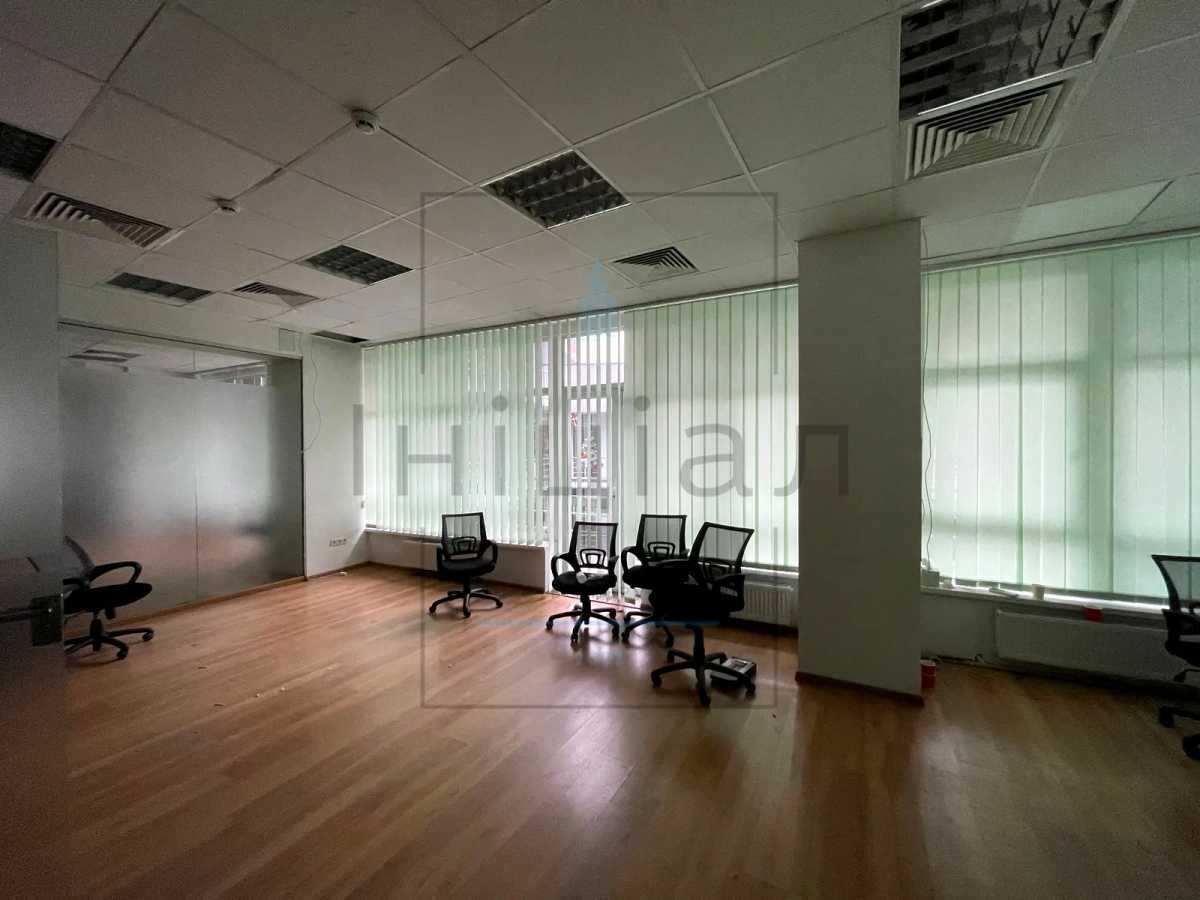 Аренда офиса 1300 м², Евгения Коновальца ул., 36Д