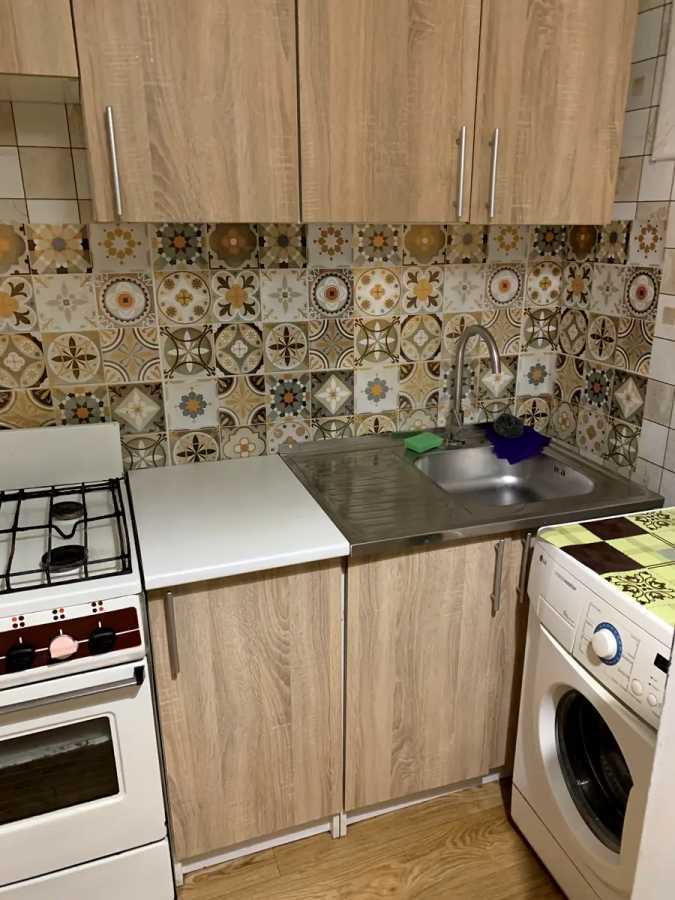 Оренда 1-кімнатної квартири 31 м², Валентина Сєрова вул., 30Б