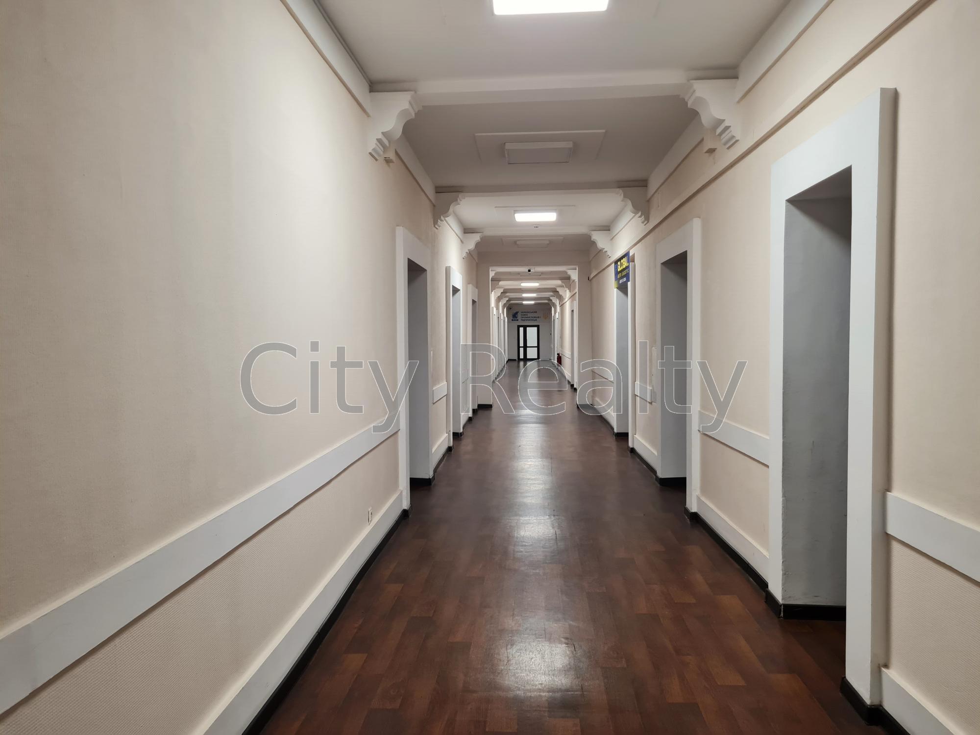 Аренда офиса 77.4 м², Крещатик ул., 7/11