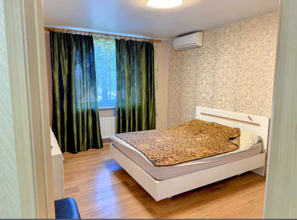 Оренда 1-кімнатної квартири 45 м², Запорізьке шосе, 28П