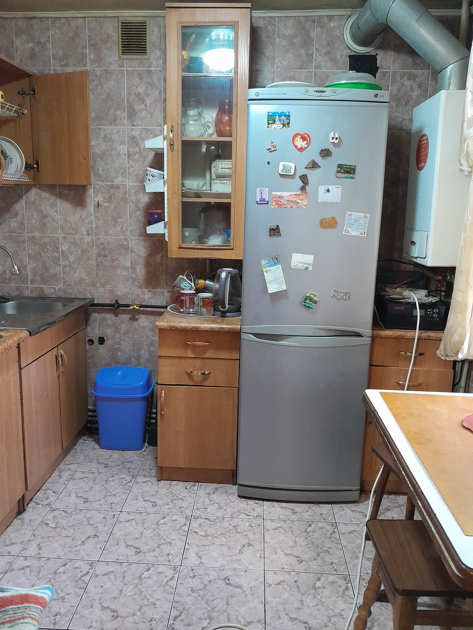 Оренда 2-кімнатної квартири 46 м², Запорізьке шосе