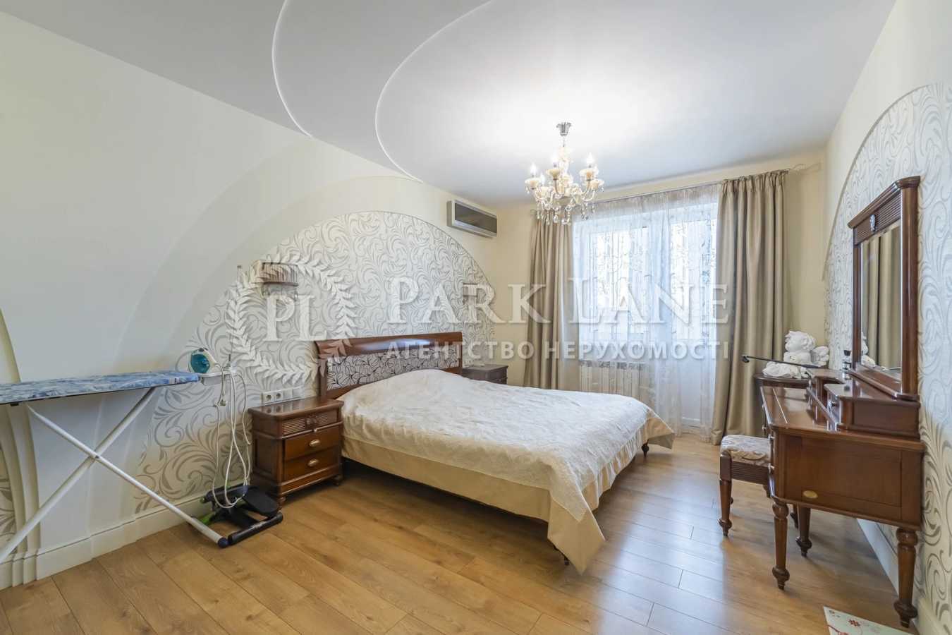 Продажа 2-комнатной квартиры 96 м², Николая Бажана просп., 1М