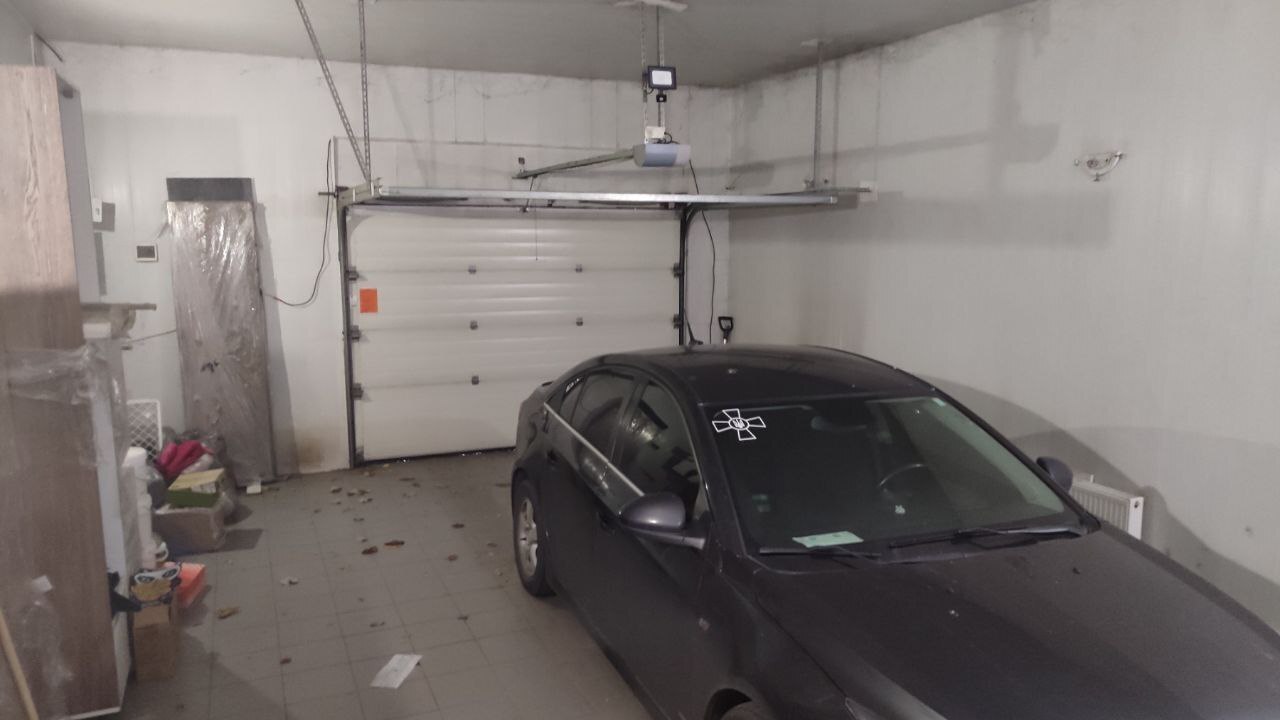 Продаж будинку 320 м²