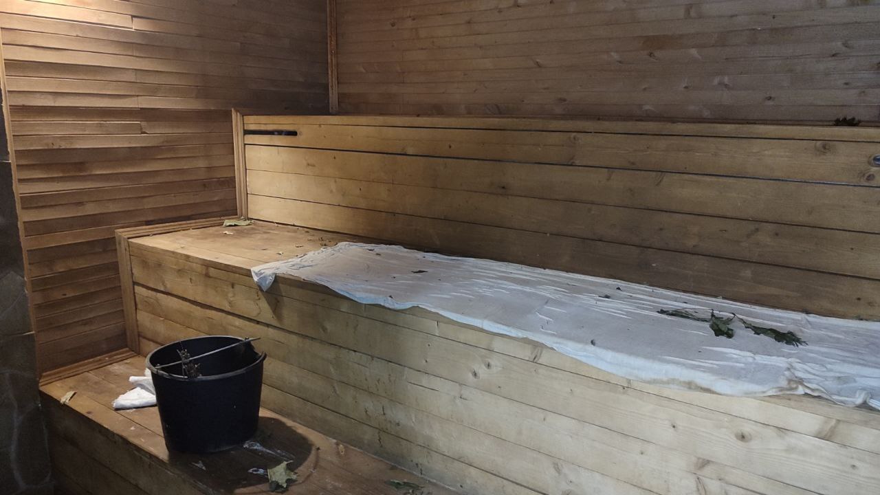 Продаж будинку 320 м²