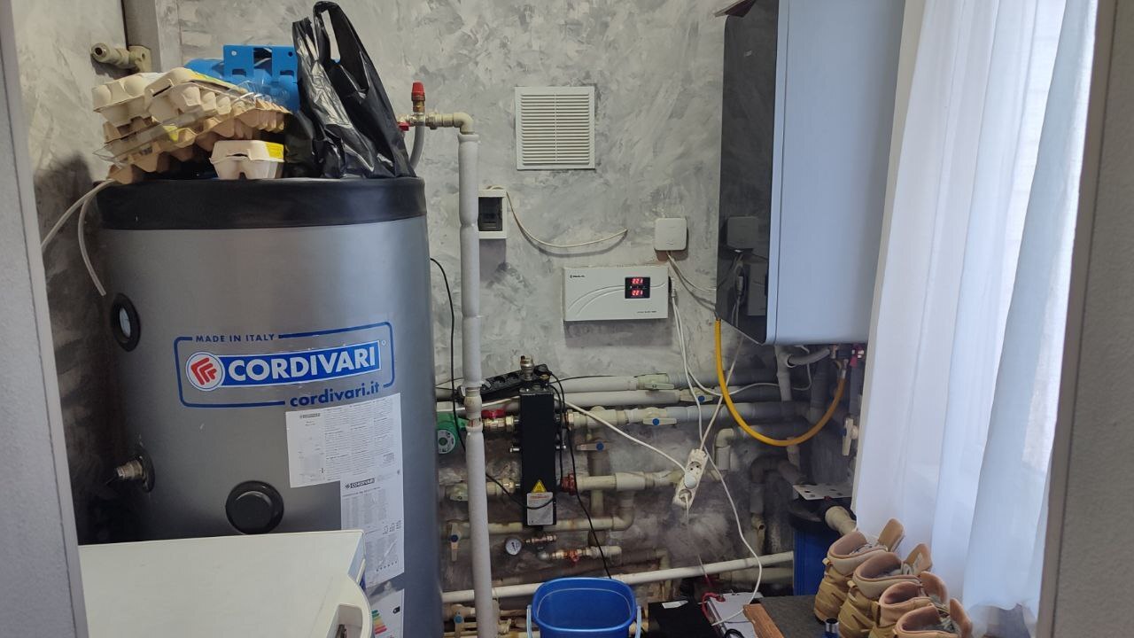 Продаж будинку 320 м²