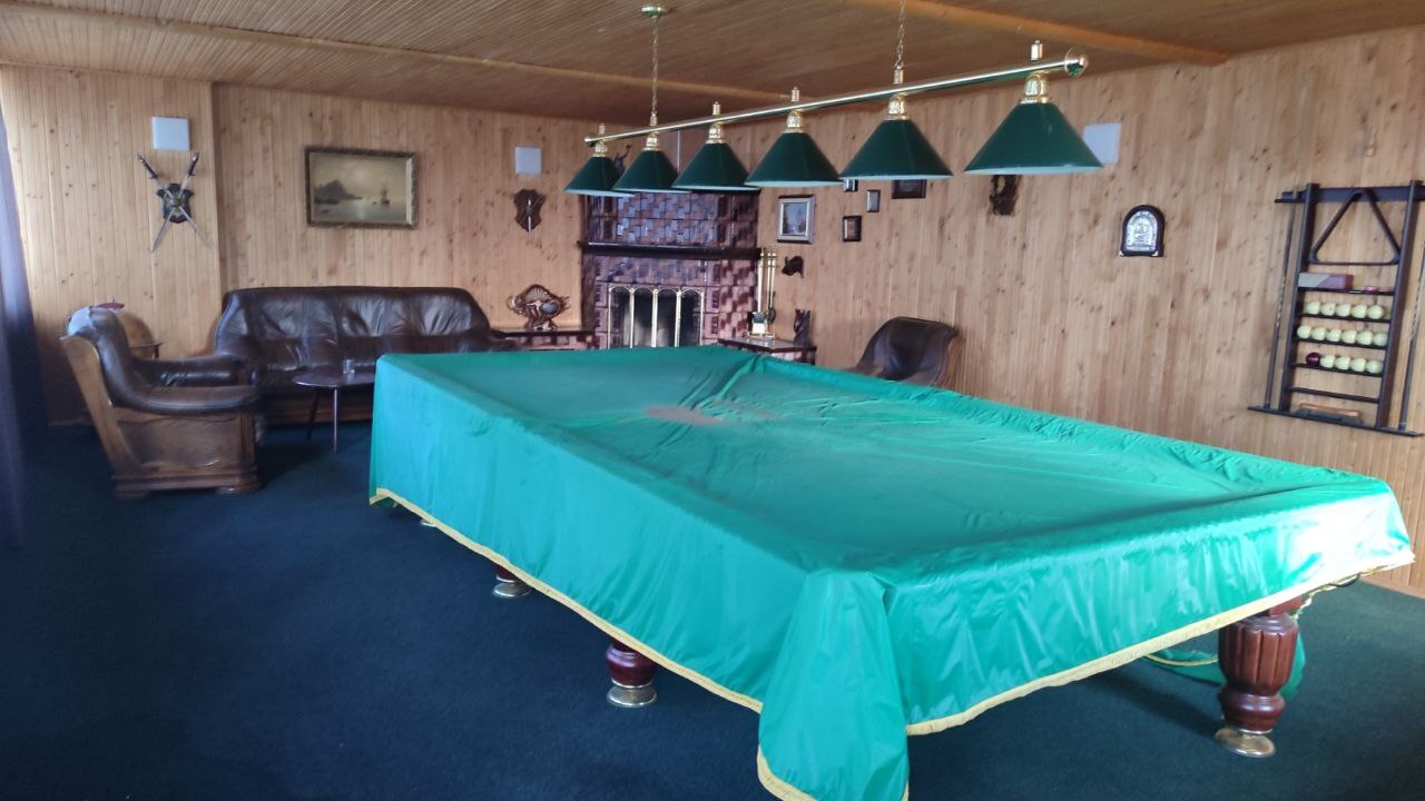 Продаж будинку 320 м²