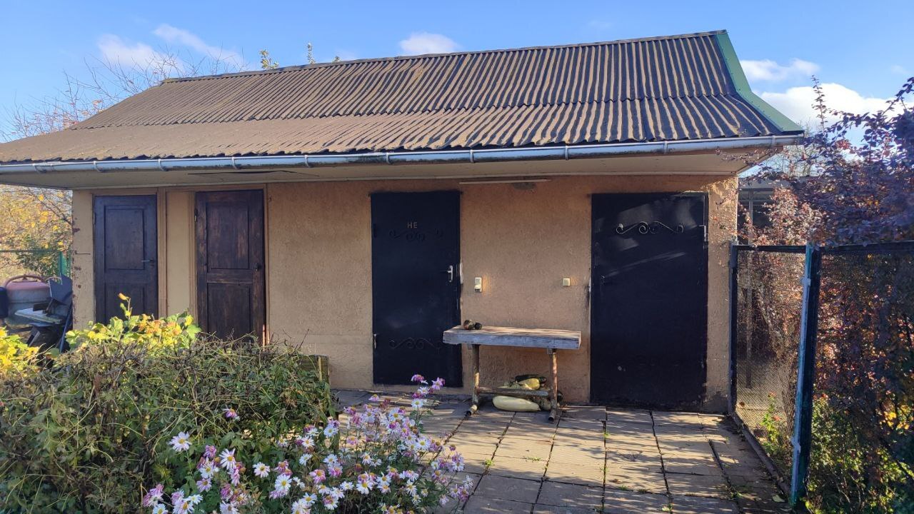 Продаж будинку 320 м²