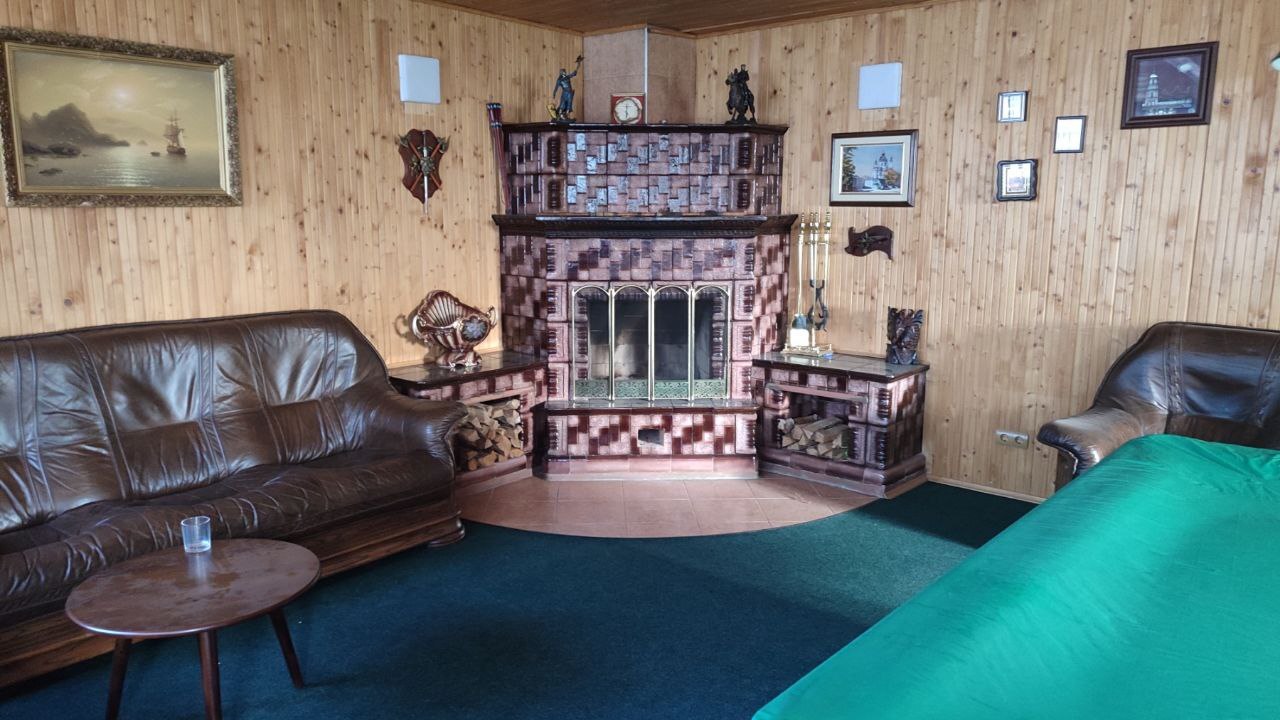 Продаж будинку 320 м²