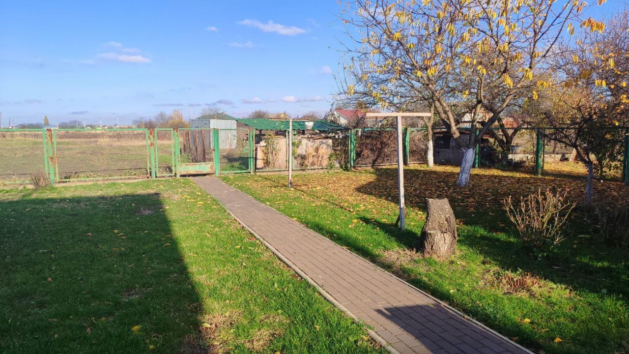 Продаж будинку 320 м²