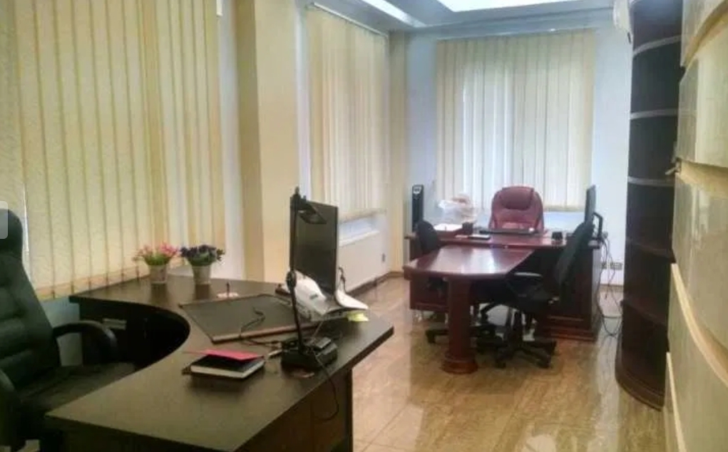 Аренда офиса 120 м², Дунаева пер.