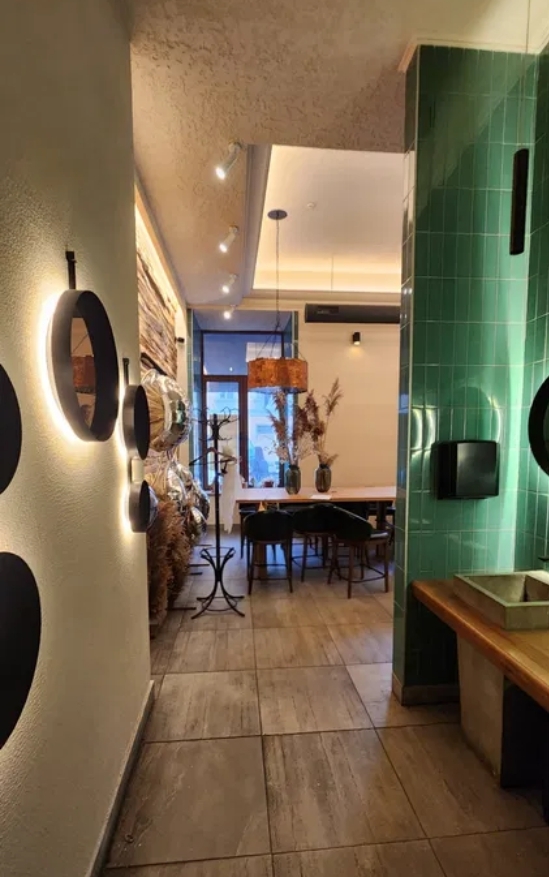 Оренда торговельного приміщення 320 м², Приморский бул.