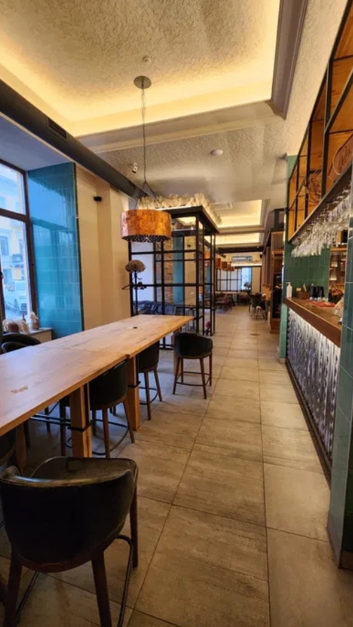 Оренда торговельного приміщення 320 м², Приморский бул.