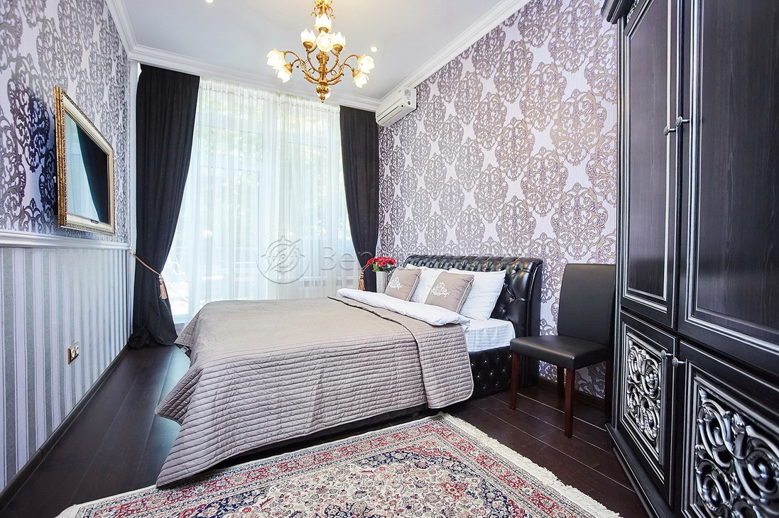 Оренда 4-кімнатної квартири 130 м², Французский бул., 54/23