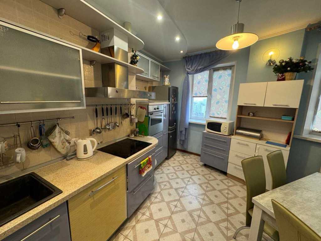 Оренда 2-кімнатної квартири 62 м², Анни Ахматової вул., 13Д