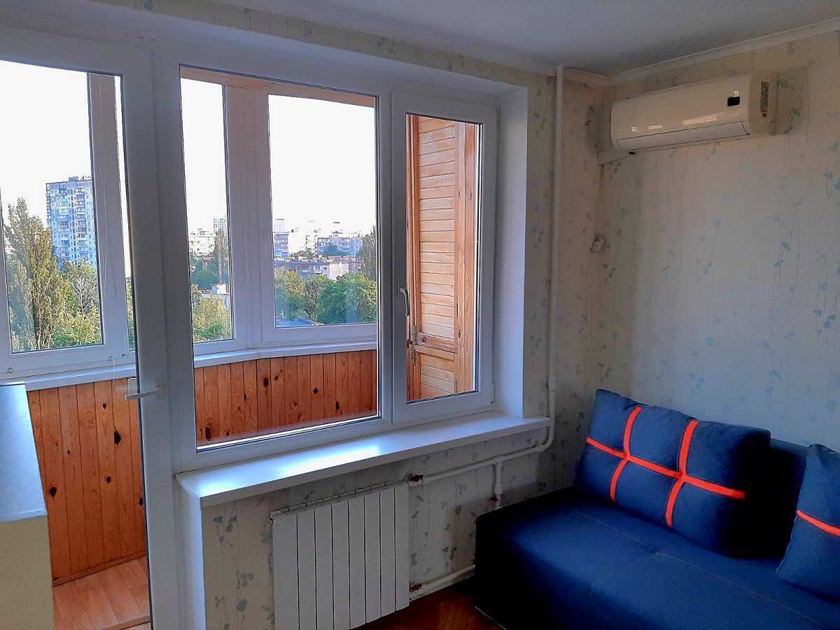 Оренда 1-кімнатної квартири 28 м², Лісовий просп., 26