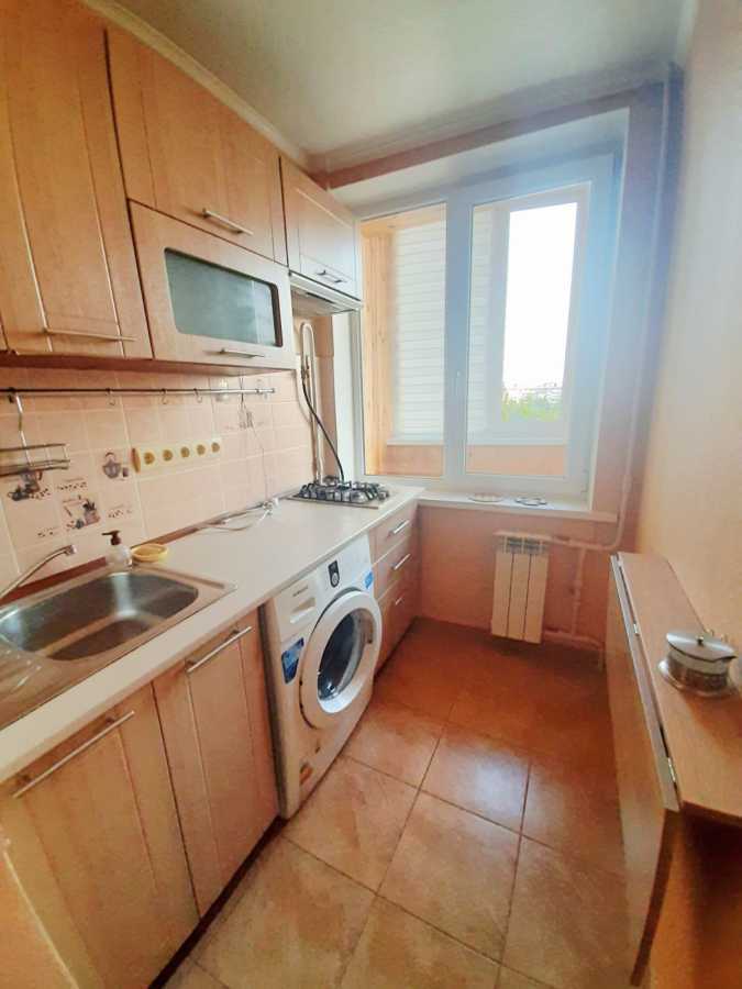 Оренда 1-кімнатної квартири 28 м², Лісовий просп., 26