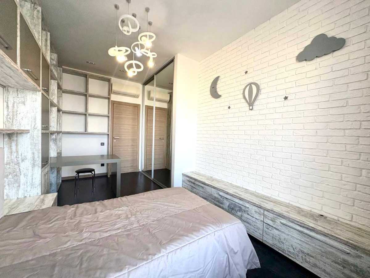 Аренда 3-комнатной квартиры 120 м², Василия Тютюнника ул., 37/1