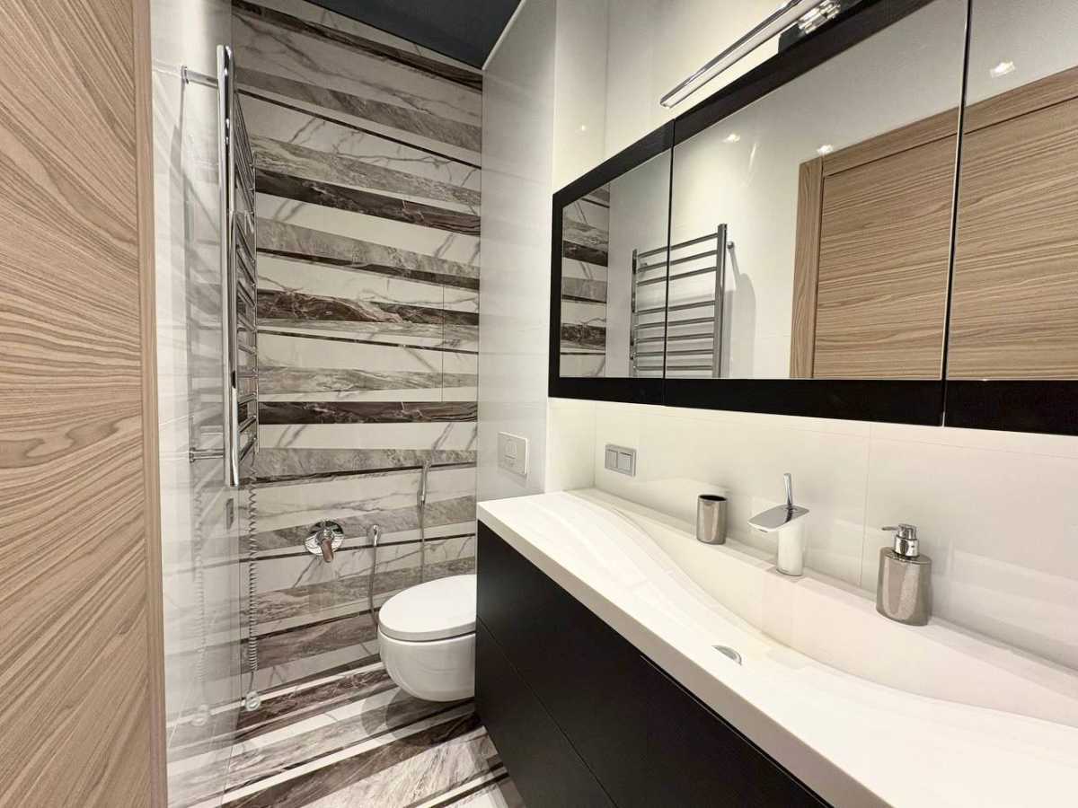 Аренда 3-комнатной квартиры 120 м², Василия Тютюнника ул., 37/1