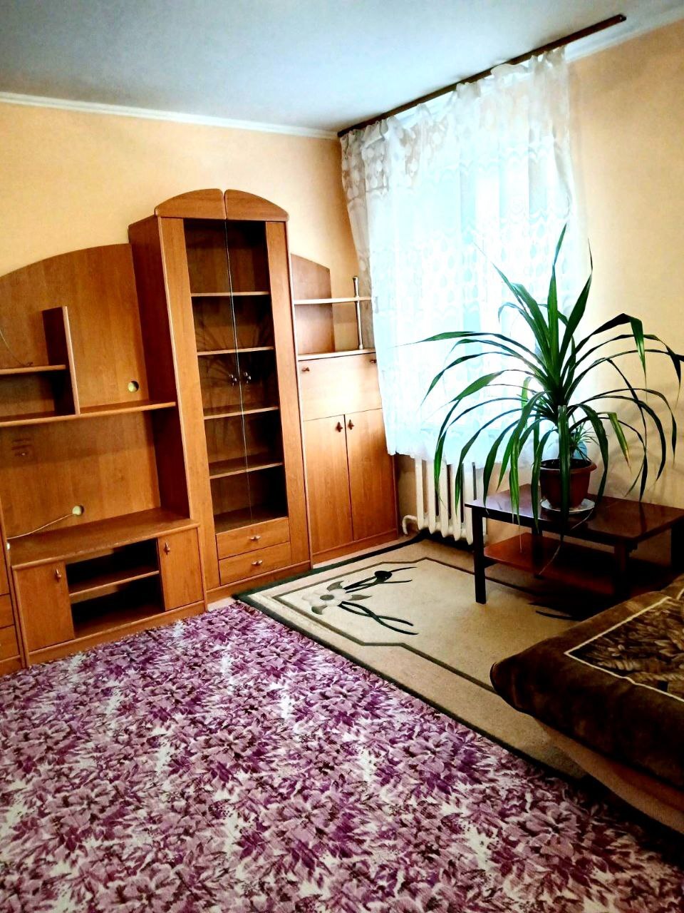 Оренда 1-кімнатної квартири 38 м², Академіка Корольова вул.