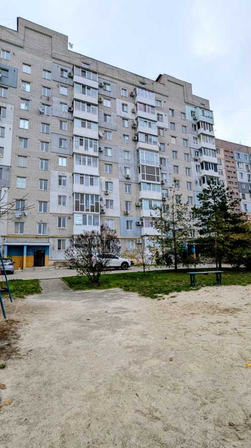 Продажа 3-комнатной квартиры 70 м², Державності (Жадова), 20