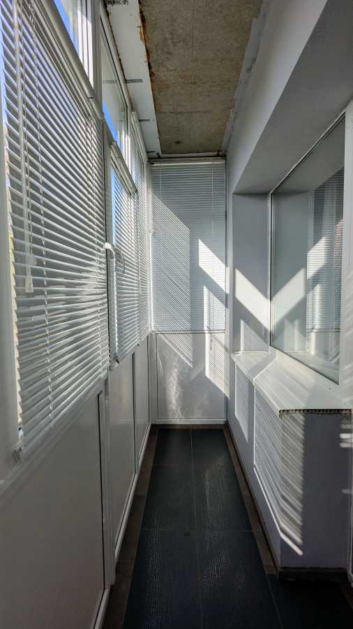 Продажа 3-комнатной квартиры 70 м², Державності (Жадова), 20