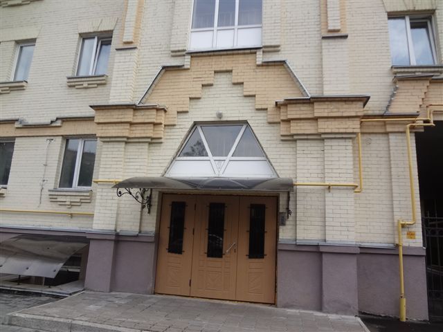 Продаж 1-кімнатної квартири 47 м², Юрківська вул.