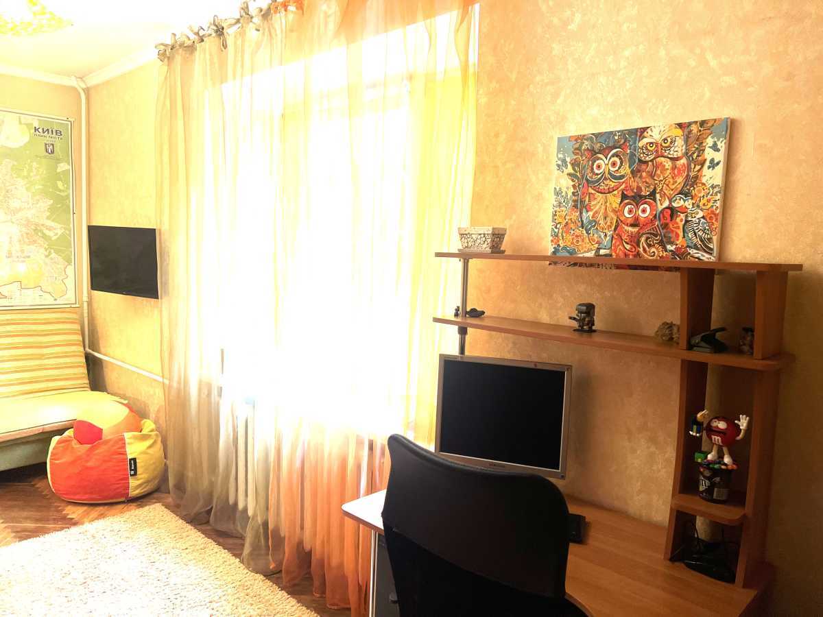 Продажа 2-комнатной квартиры 44 м², Большая Китаевская ул., 53А