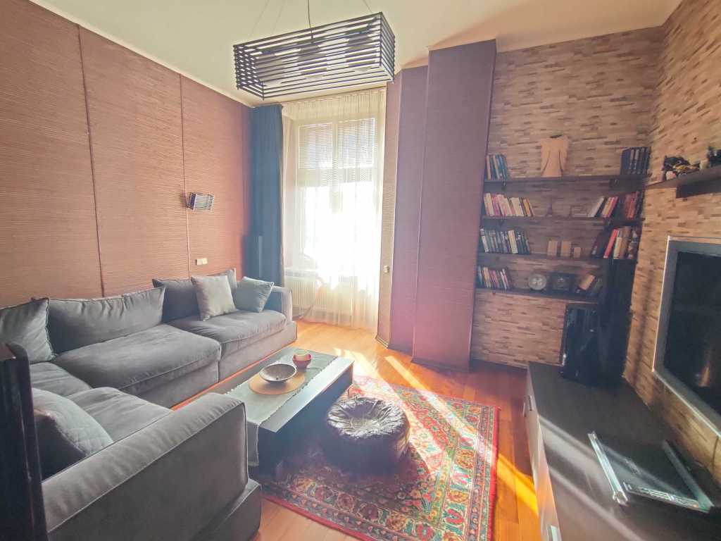 Аренда 3-комнатной квартиры 86 м², Владимирская ул., 49А